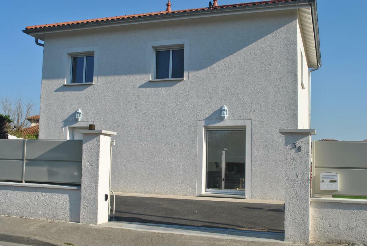 La Marina Villa Chassieu Dış mekan fotoğraf